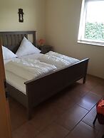 Bungalow im Eifelpark mit Terrasse