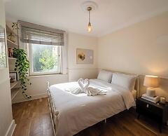 Heathfield Garden Retreat