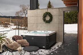 Luxury Houses Łapsze z Jacuzzi