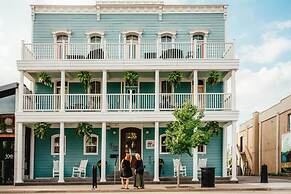 The Grove Hotel