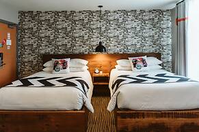 The Grove Hotel