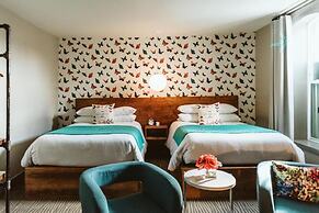 The Grove Hotel