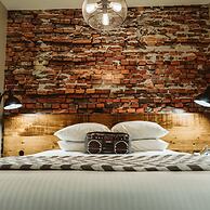 The Grove Hotel