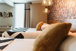 The Grove Hotel