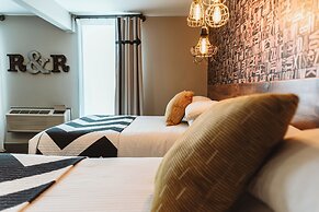 The Grove Hotel