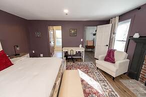 The Inn at Fireside Tavern Sherborn