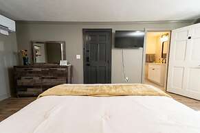 The Inn at Fireside Tavern Sherborn