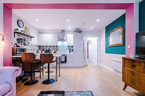 Stunning City Centre Home Perfect For Couples