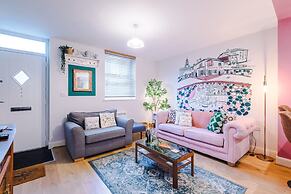 Stunning City Centre Home Perfect For Couples