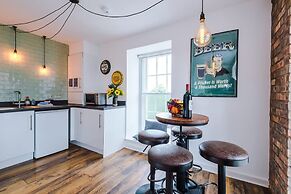 NEW Stunning City Centre Flat Amazing Location