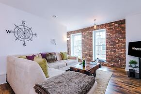 NEW Stunning City Centre Flat Amazing Location