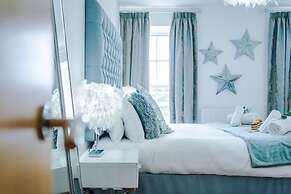NEW Stunning City Centre Flat Amazing Location