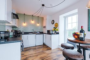 NEW Stunning City Centre Flat Amazing Location
