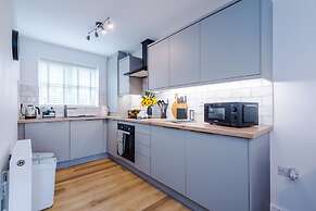 New Stunning Flat Perfect for Business Sleeps 3