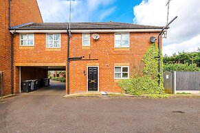 New Stunning Flat Perfect for Business Sleeps 3