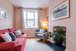 NEW Spacious 2-bed Home Amazing Location