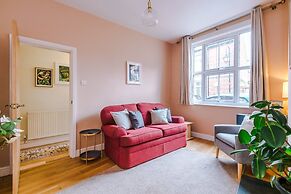 NEW Spacious 2-bed Home Amazing Location