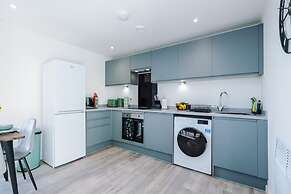 Stunning 2-bed Flat Amazing Location Sleeps 4