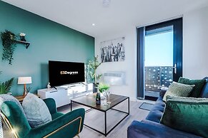 Stunning 2-bed Flat Amazing Location Sleeps 4