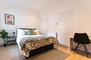 Stylish Flat Ideal for Business Long-term Stays