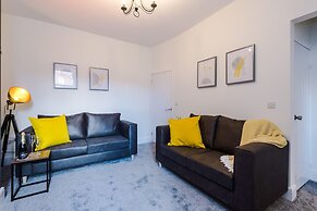 Ideal for Contractors Long Term Stays Sleeps 8