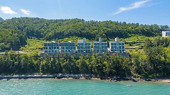 Yeosu Andante Spa Pension
