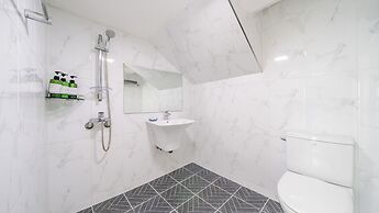 Yeosu Andante Spa Pension