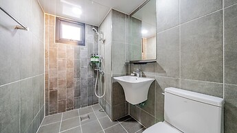 Yeosu Andante Spa Pension