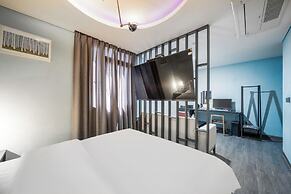 Design Hotel Tteulaen
