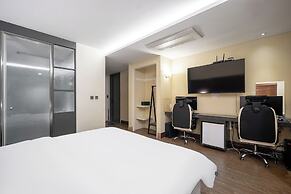 Design Hotel Tteulaen