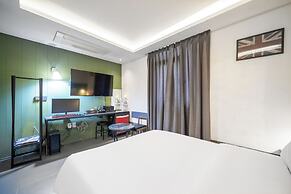 Design Hotel Tteulaen