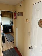 House Sleeps 8 With Sea View and Parking