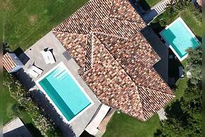 Nicolaus Prime Pool Villas Villas Resort