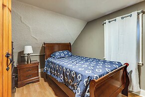 Near I-95 & Rhode Island Border! Pet-friendly Home