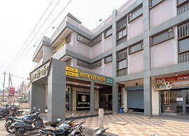 Hotel Entry Point