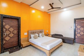 Hotel Entry Point