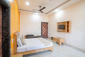 Hotel Entry Point
