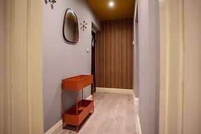 Central Harrogate 2 Bed Apartment With Patio