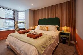 Central Harrogate 2 Bed Apartment With Patio