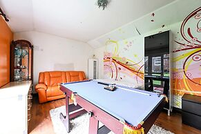 Windsor 5-bed House - Stroll to Castle - Sleeps 13