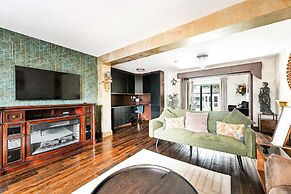 Windsor 5-bed House - Stroll to Castle - Sleeps 13