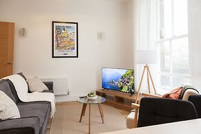 Bright 2-bed Flat - Harrogate Town Centre - 4 Bed