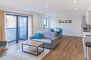 Seafront Penthouse w/ Balcony Central Brighton
