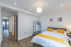 Seafront Penthouse w/ Balcony Central Brighton