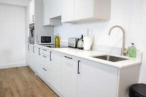 Seafront Penthouse w/ Balcony Central Brighton