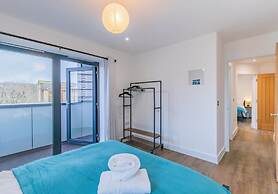 Seafront Penthouse w/ Balcony Central Brighton