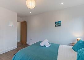 Seafront Penthouse w/ Balcony Central Brighton