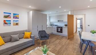 Seafront Penthouse w/ Balcony Central Brighton