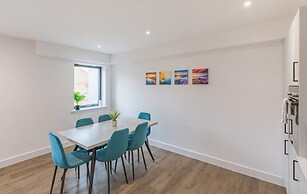 Seafront Penthouse w/ Balcony Central Brighton