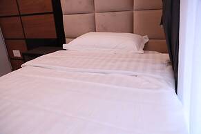 Rhein Suites
